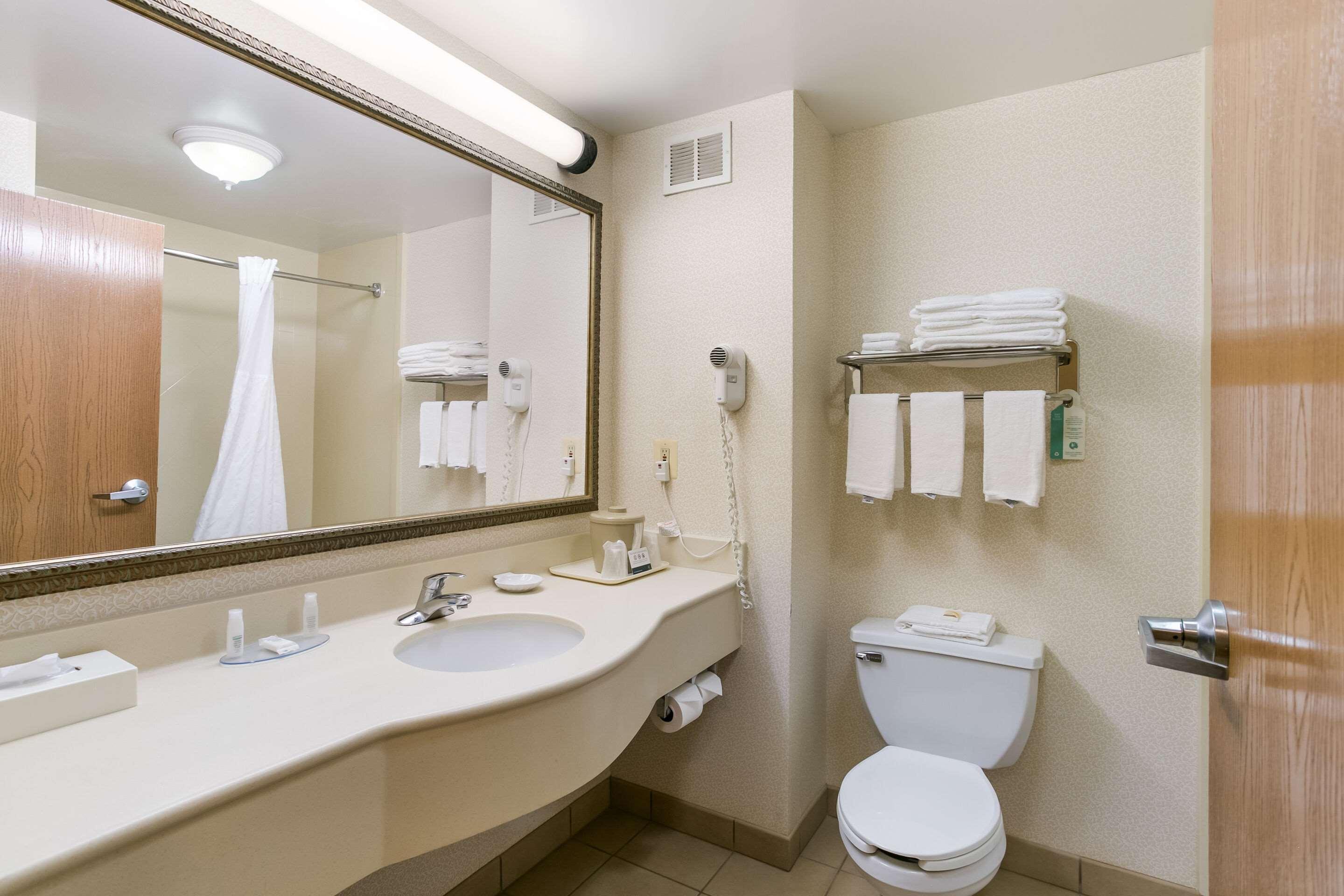 Quality Inn & Suites Bel Air I-95 Exit 77A Exterior foto